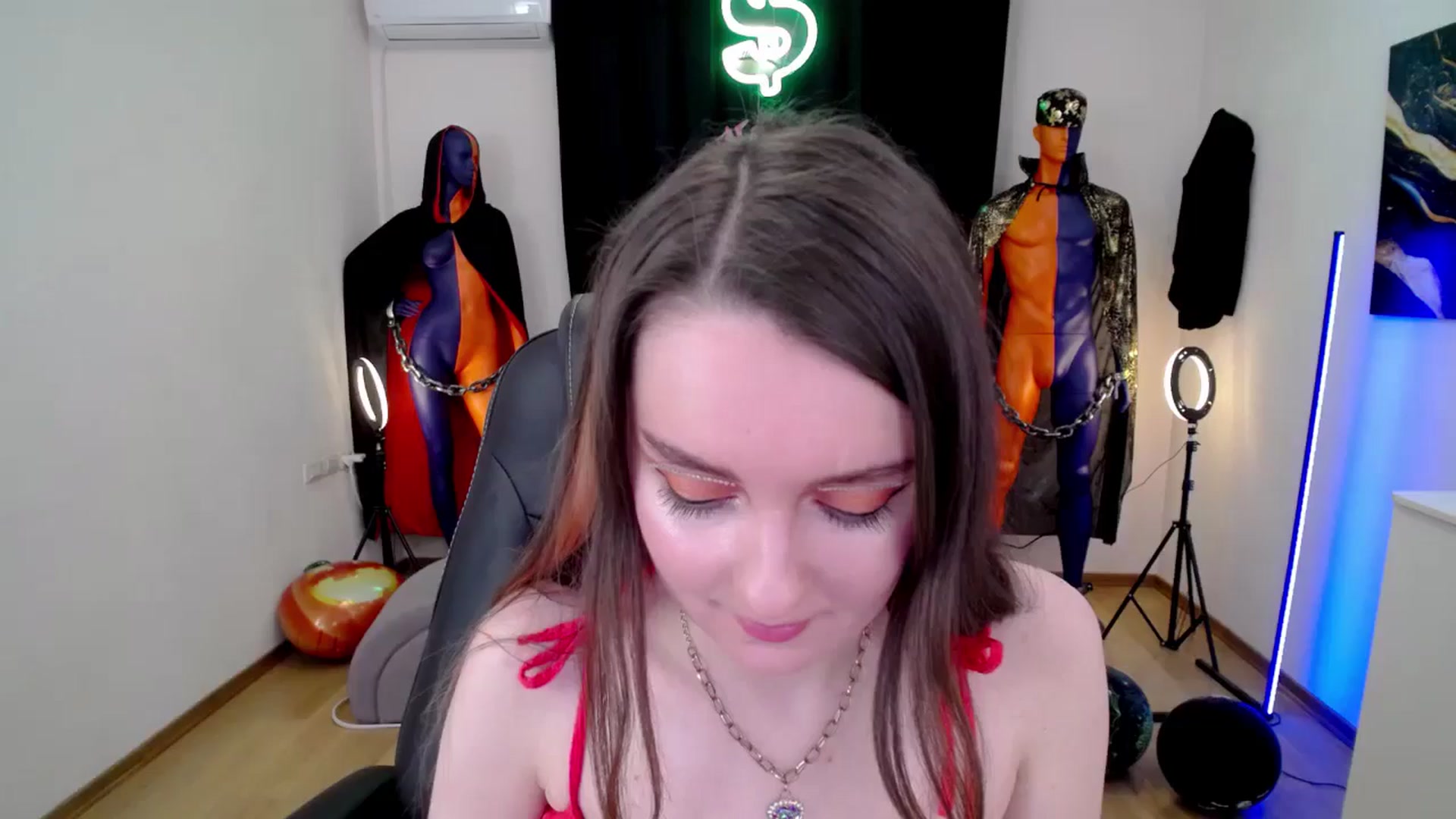 Gallery image thumbnail from Milim_Nava's myfreecams stream on, 11/01/2024, 12:05 image 14 of 20