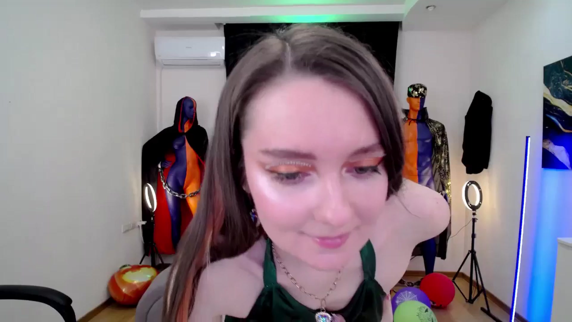 Gallery image thumbnail from Milim_Nava's myfreecams stream on, 11/01/2024, 15:21 image 10 of 20