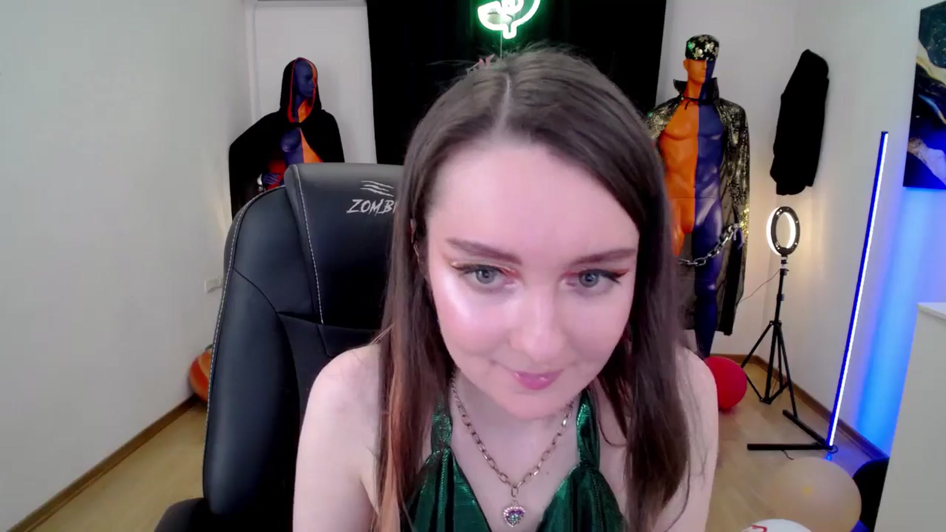 Gallery image thumbnail from Milim_Nava's myfreecams stream on, 11/01/2024, 15:21 image 7 of 20