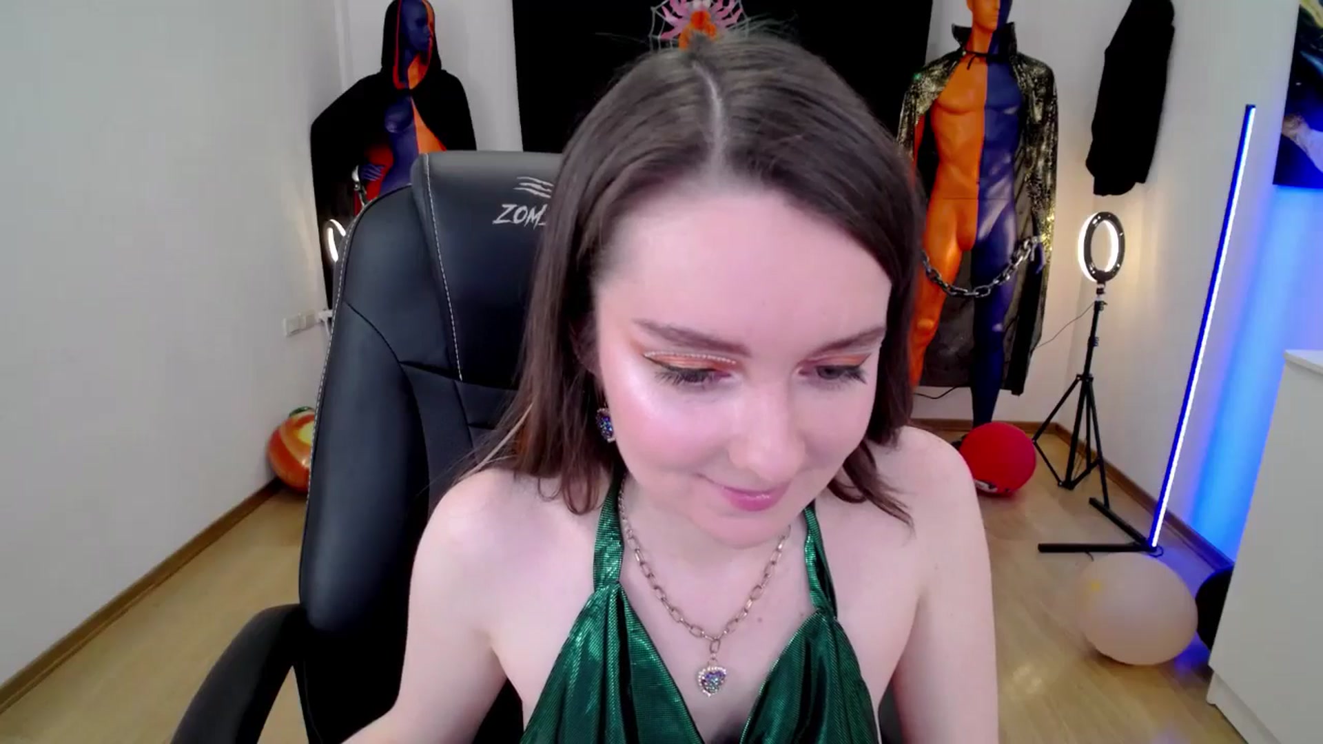 Gallery image thumbnail from Milim_Nava's myfreecams stream on, 11/01/2024, 15:21 image 3 of 20