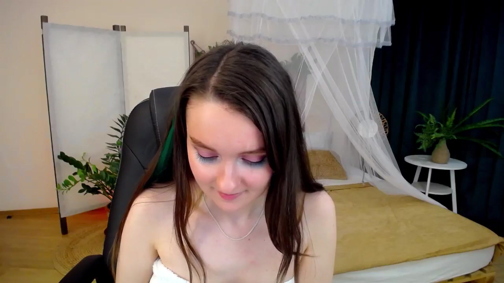 Gallery image thumbnail from Milim_Nava's myfreecams stream on, 11/05/2024, 08:46 image 15 of 20