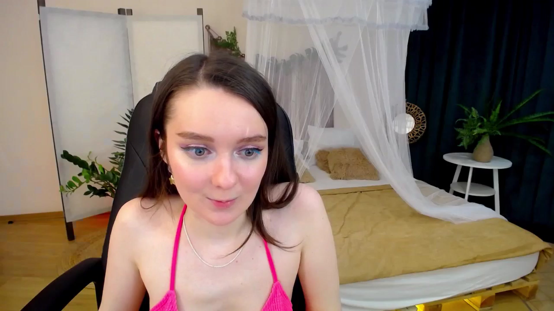 Gallery image thumbnail from Milim_Nava's myfreecams stream on, 11/05/2024, 10:55 image 4 of 20
