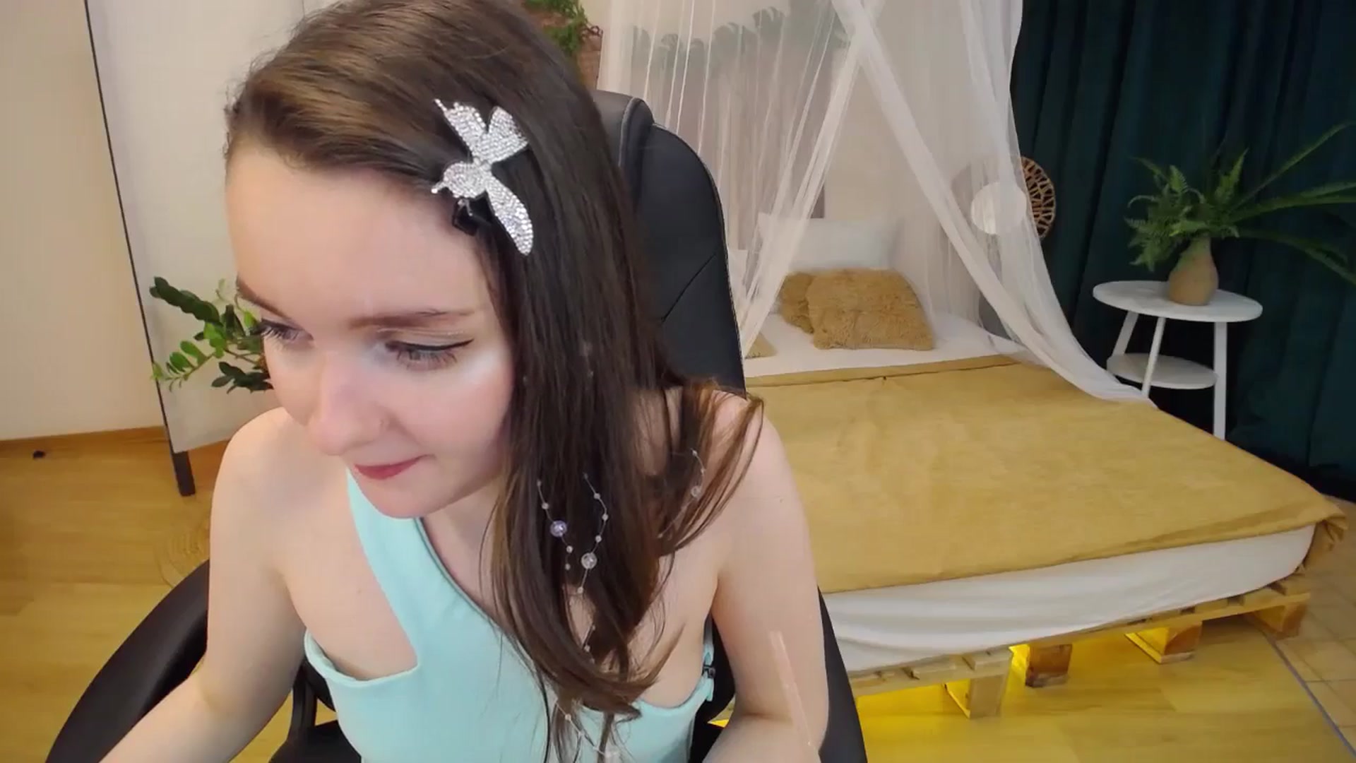 Gallery image thumbnail from Milim_Nava's myfreecams stream on, 11/06/2024, 09:03 image 19 of 20