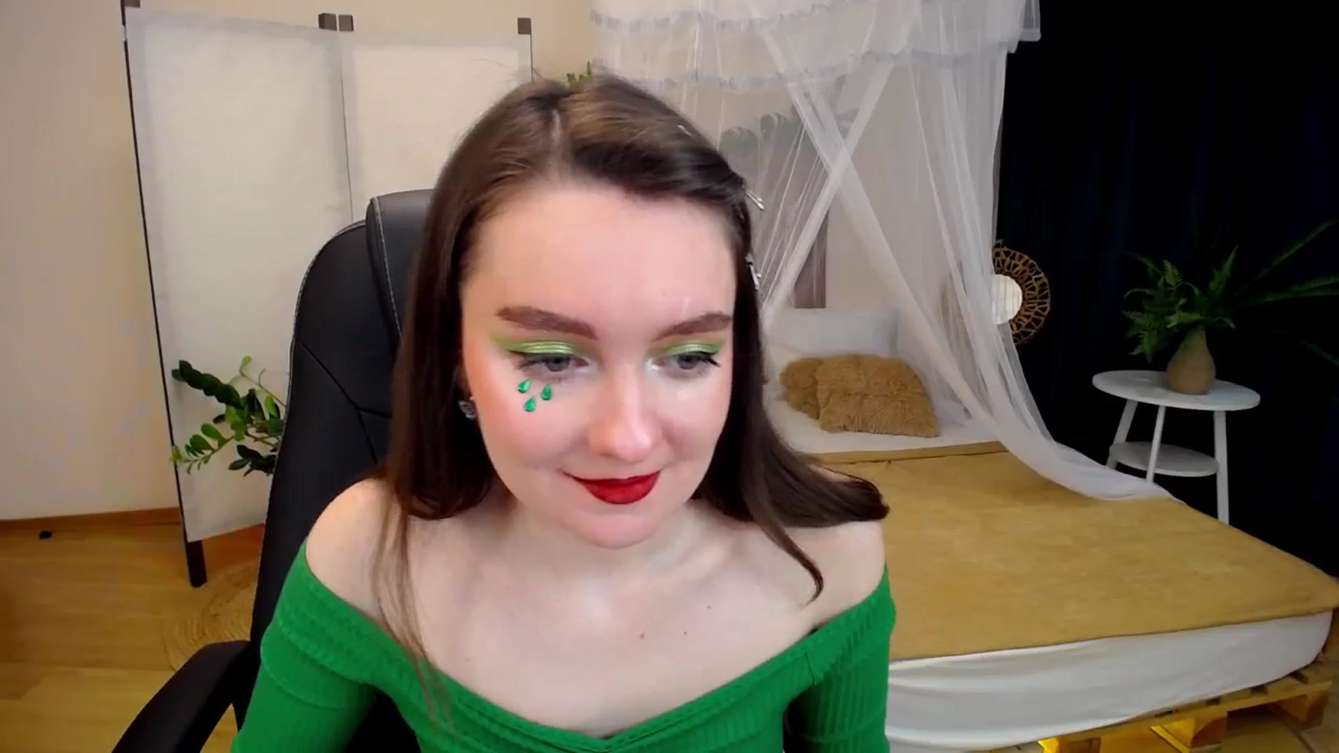 Gallery image thumbnail from Milim_Nava's myfreecams stream on, 11/08/2024, 11:11 image 14 of 20