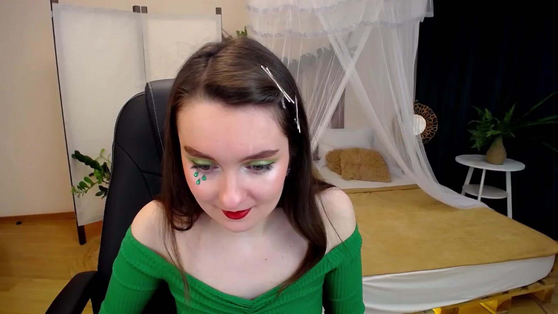 Gallery image thumbnail from Milim_Nava's myfreecams stream on, 11/08/2024, 11:11 image 15 of 20