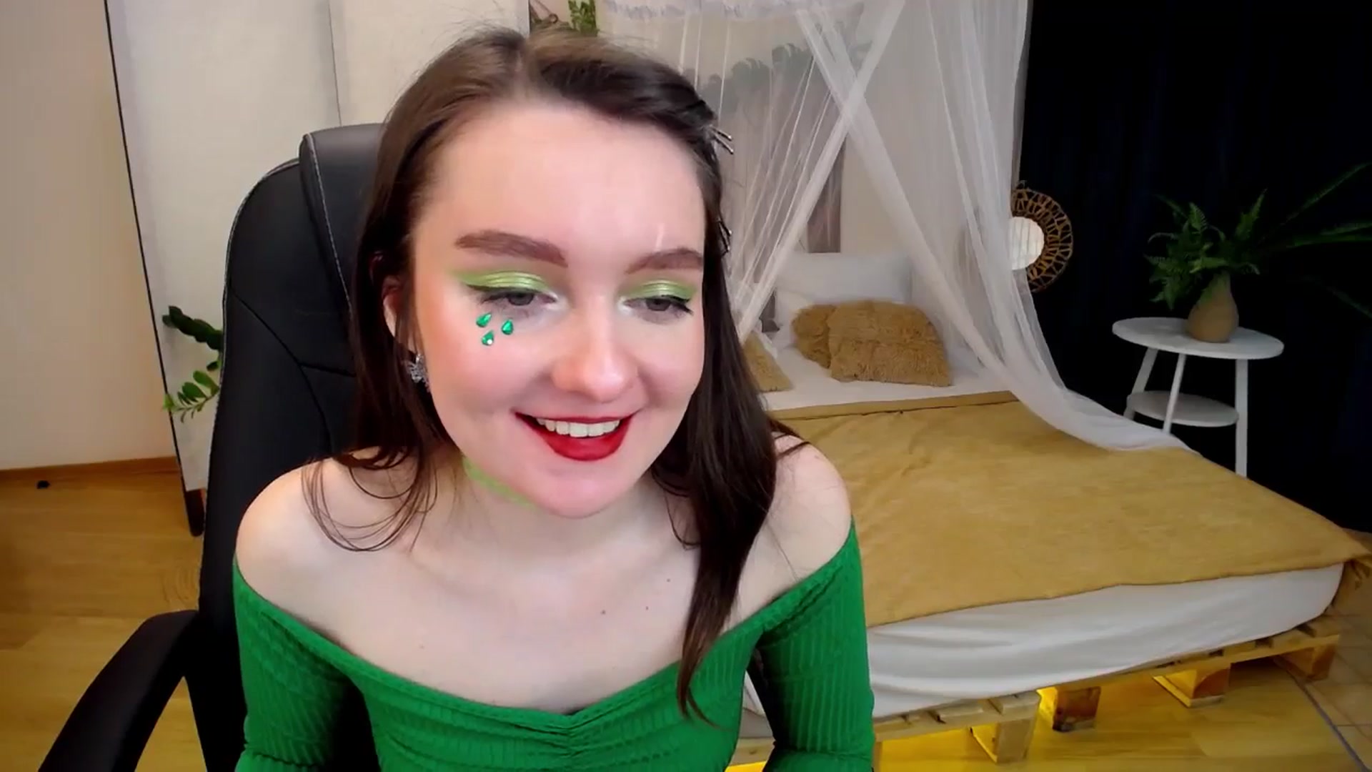 Gallery image thumbnail from Milim_Nava's myfreecams stream on, 11/08/2024, 12:08 image 9 of 20