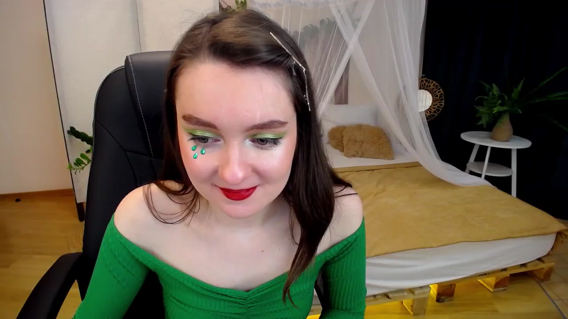 Gallery image thumbnail from Milim_Nava's myfreecams stream on, 11/08/2024, 12:08 image 10 of 20