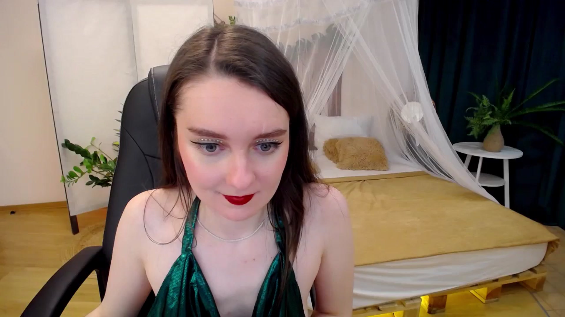 Gallery image thumbnail from Milim_Nava's myfreecams stream on, 11/14/2024, 09:19 image 19 of 20