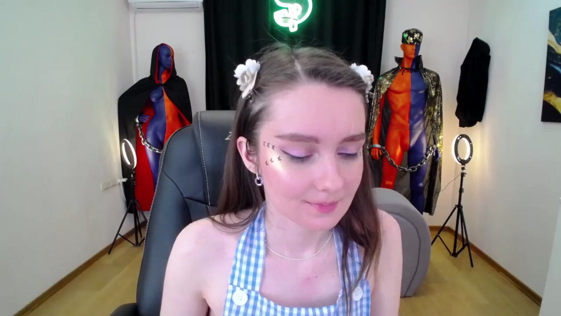 Gallery image thumbnail from Milim_Nava's myfreecams stream on, 11/15/2024, 10:45 image 9 of 20