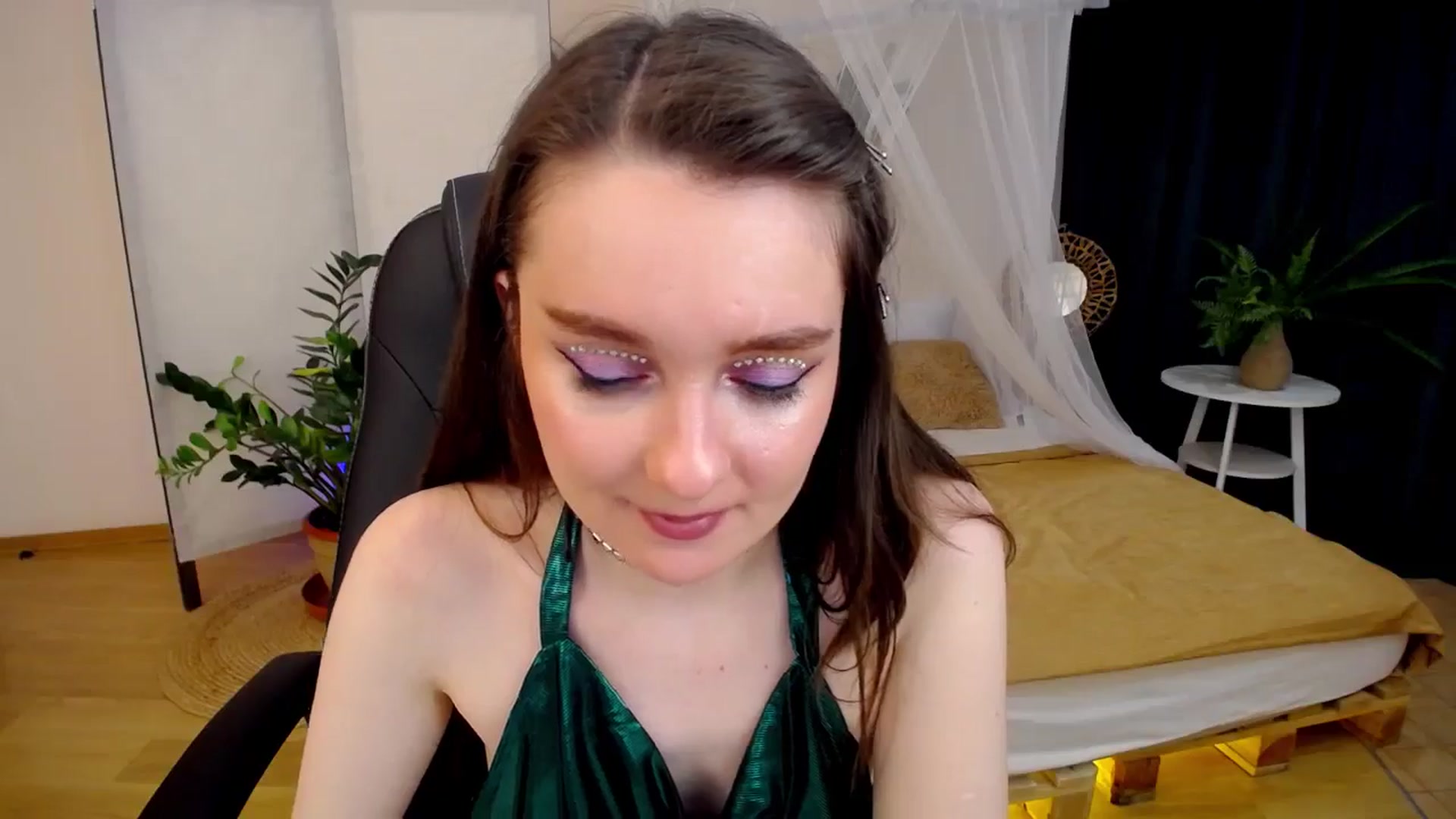 Gallery image thumbnail from Milim_Nava's myfreecams stream on, 11/16/2024, 10:16 image 20 of 20