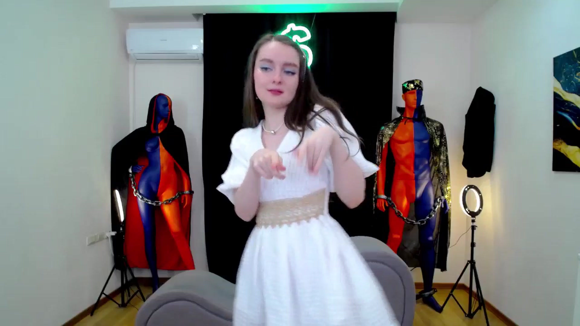 Gallery image thumbnail from Milim_Nava's myfreecams stream on, 11/17/2024, 23:00 image 18 of 20
