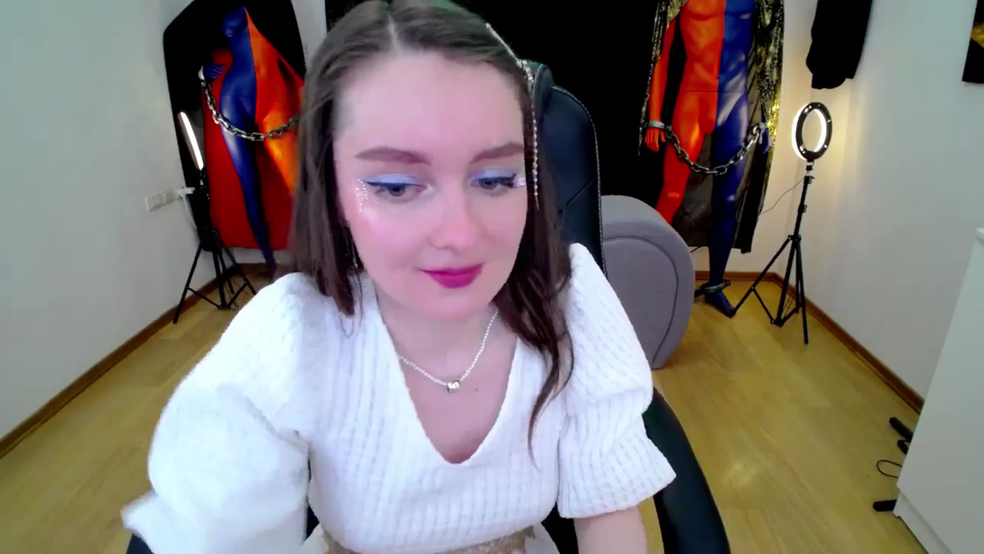 Gallery image thumbnail from Milim_Nava's myfreecams stream on, 11/17/2024, 23:00 image 16 of 20