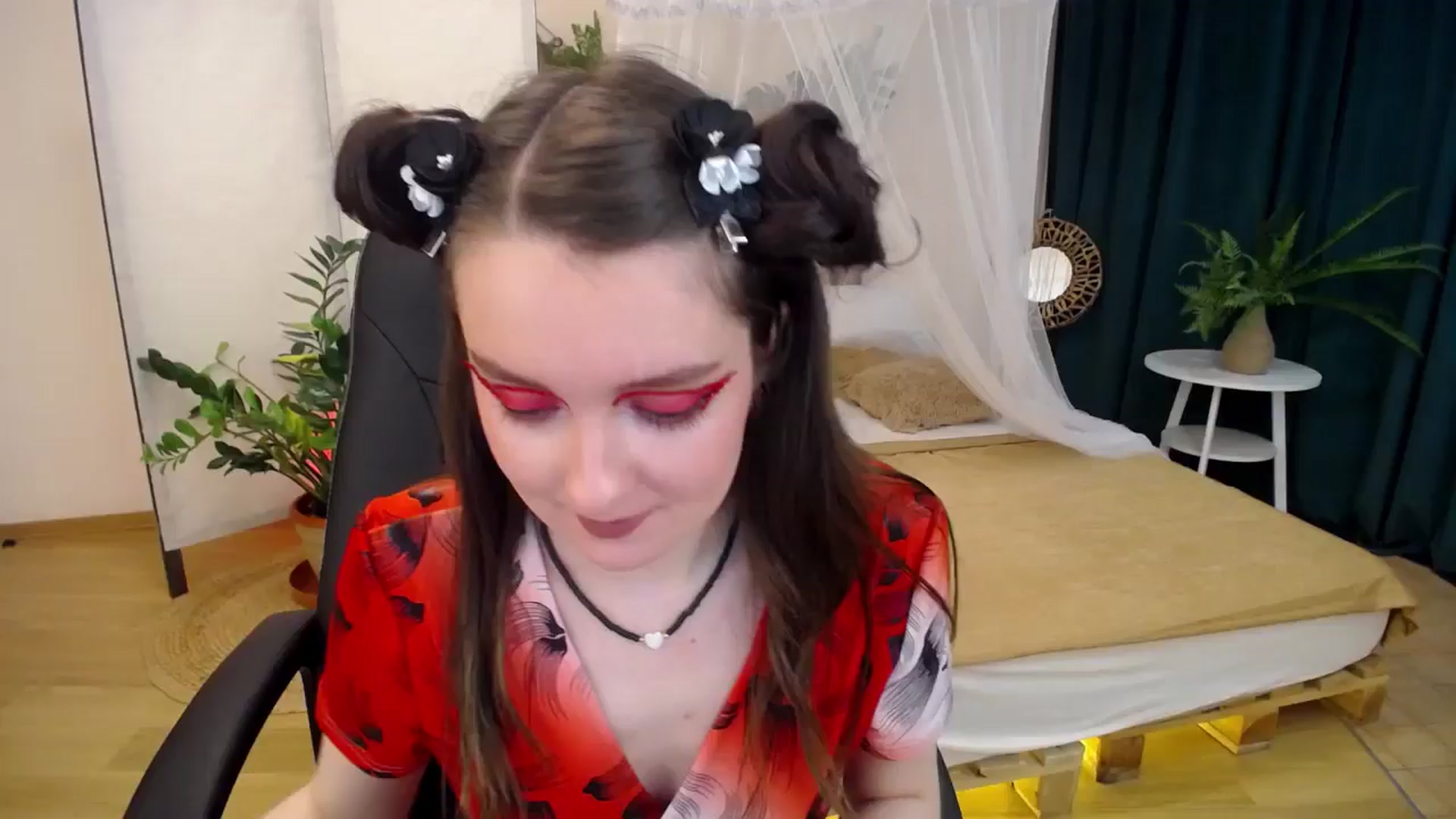 Gallery image thumbnail from Milim_Nava's myfreecams stream on, 11/18/2024, 20:21 image 10 of 20