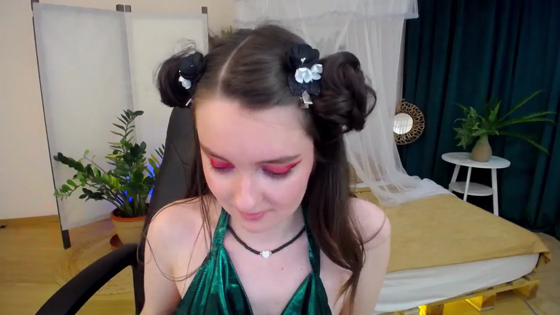Gallery image thumbnail from Milim_Nava's myfreecams stream on, 11/19/2024, 01:46 image 18 of 20