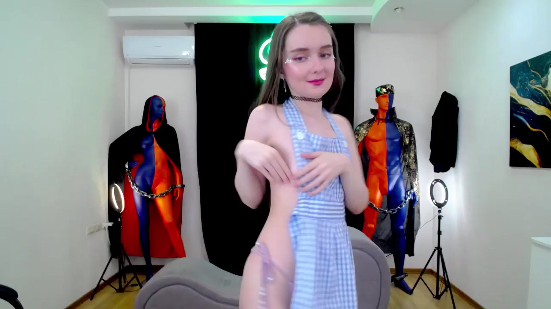 Gallery image thumbnail from Milim_Nava's myfreecams stream on, 11/20/2024, 09:55 image 1 of 20
