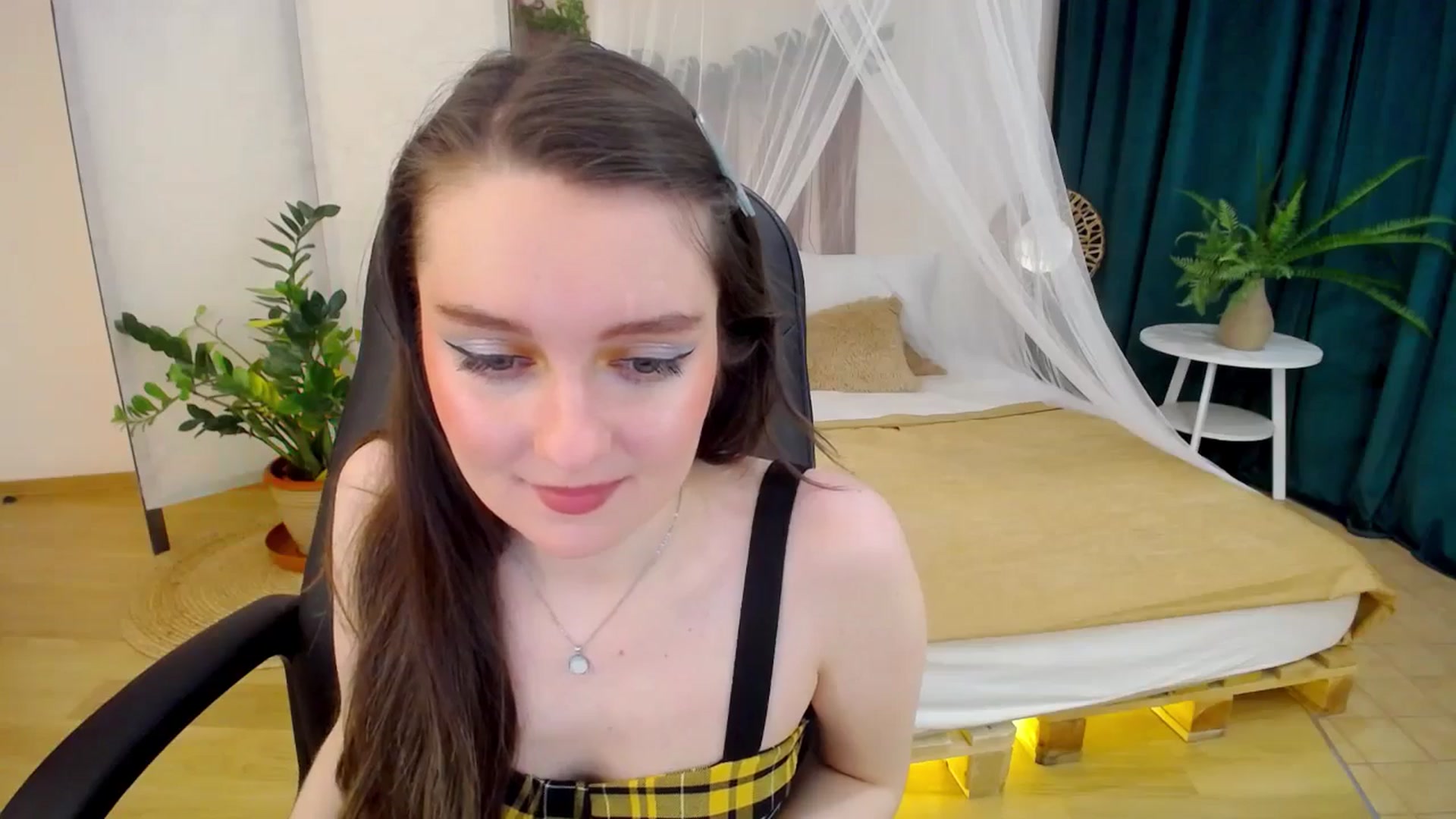 Gallery image thumbnail from Milim_Nava's myfreecams stream on, 11/21/2024, 08:43 image 20 of 20