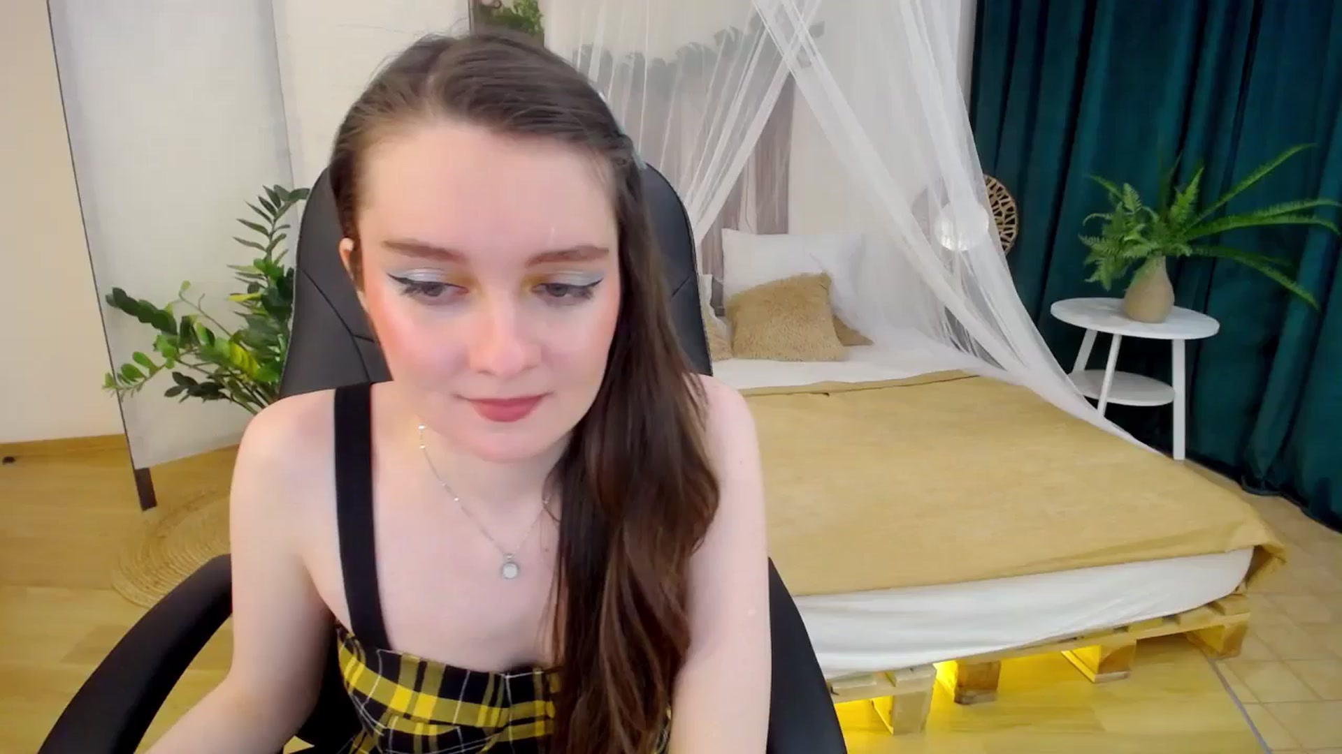 Gallery image thumbnail from Milim_Nava's myfreecams stream on, 11/21/2024, 08:43 image 1 of 20