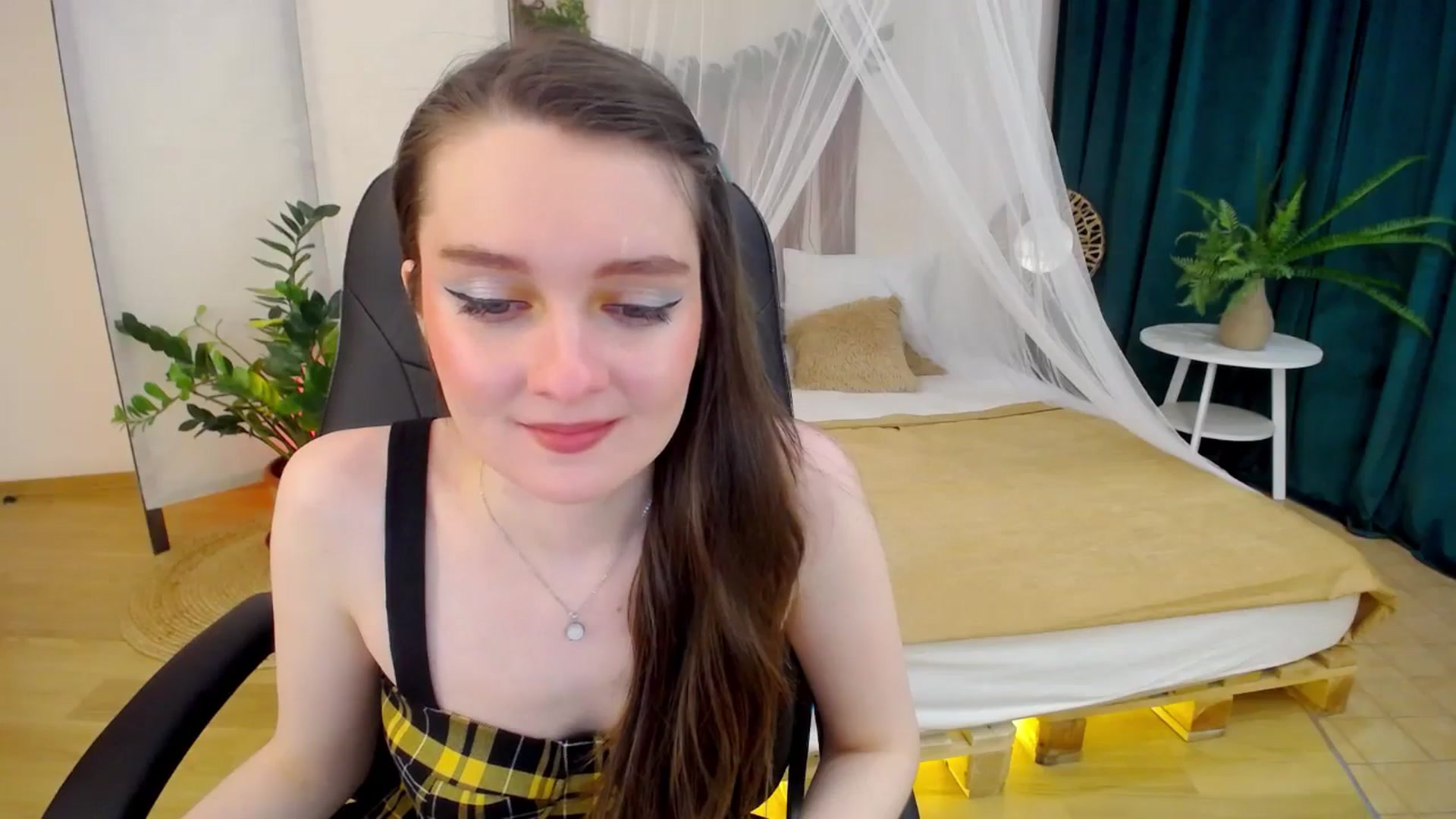 Gallery image thumbnail from Milim_Nava's myfreecams stream on, 11/21/2024, 08:43 image 3 of 20