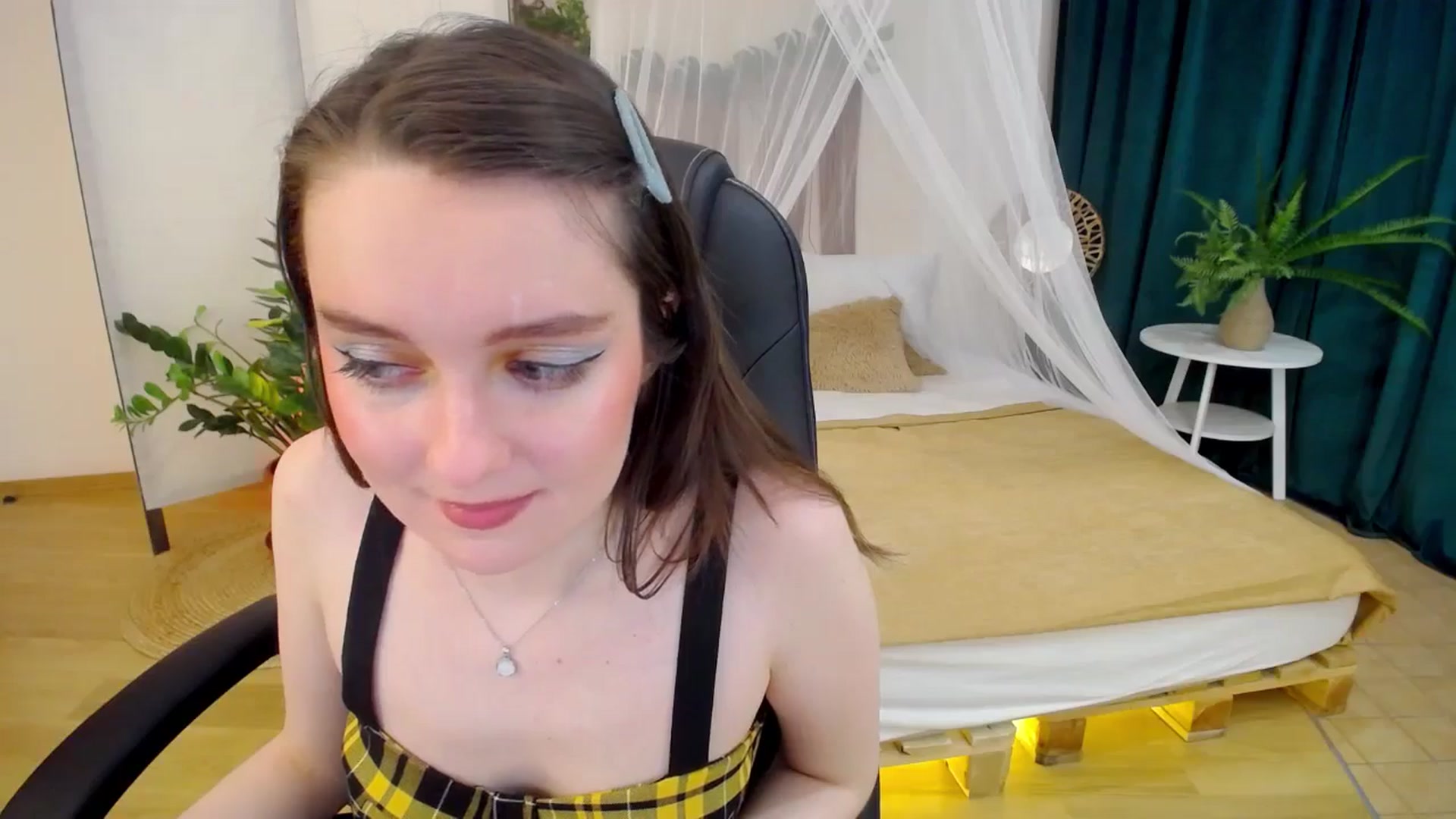 Gallery image thumbnail from Milim_Nava's myfreecams stream on, 11/21/2024, 08:43 image 18 of 20