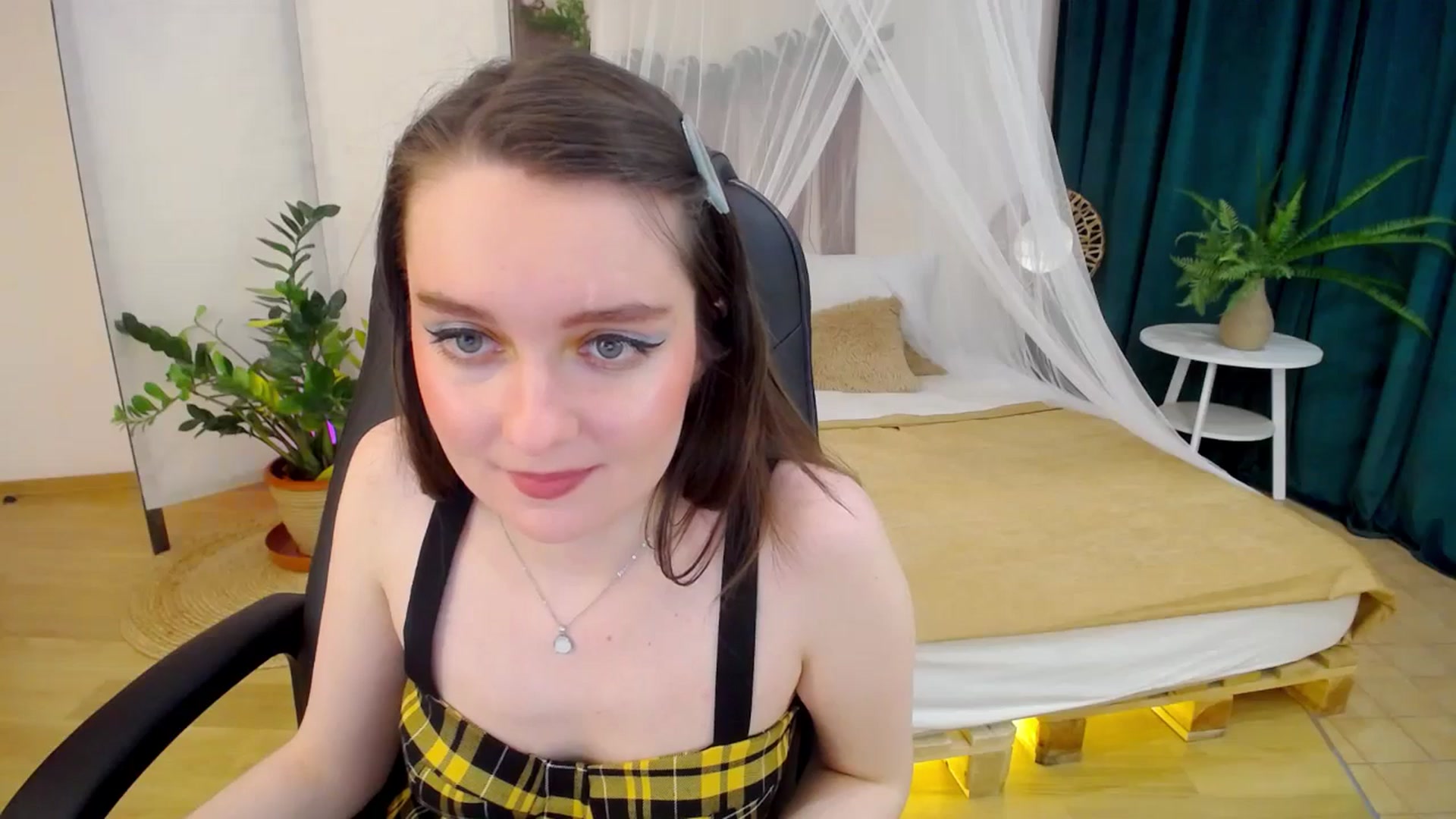 Gallery image thumbnail from Milim_Nava's myfreecams stream on, 11/21/2024, 08:43 image 19 of 20