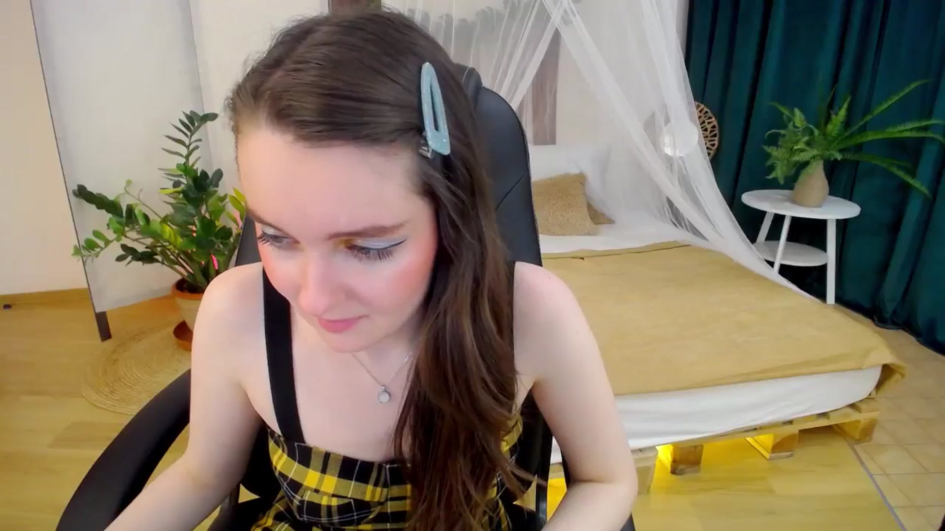 Gallery image thumbnail from Milim_Nava's myfreecams stream on, 11/21/2024, 09:49 image 4 of 20