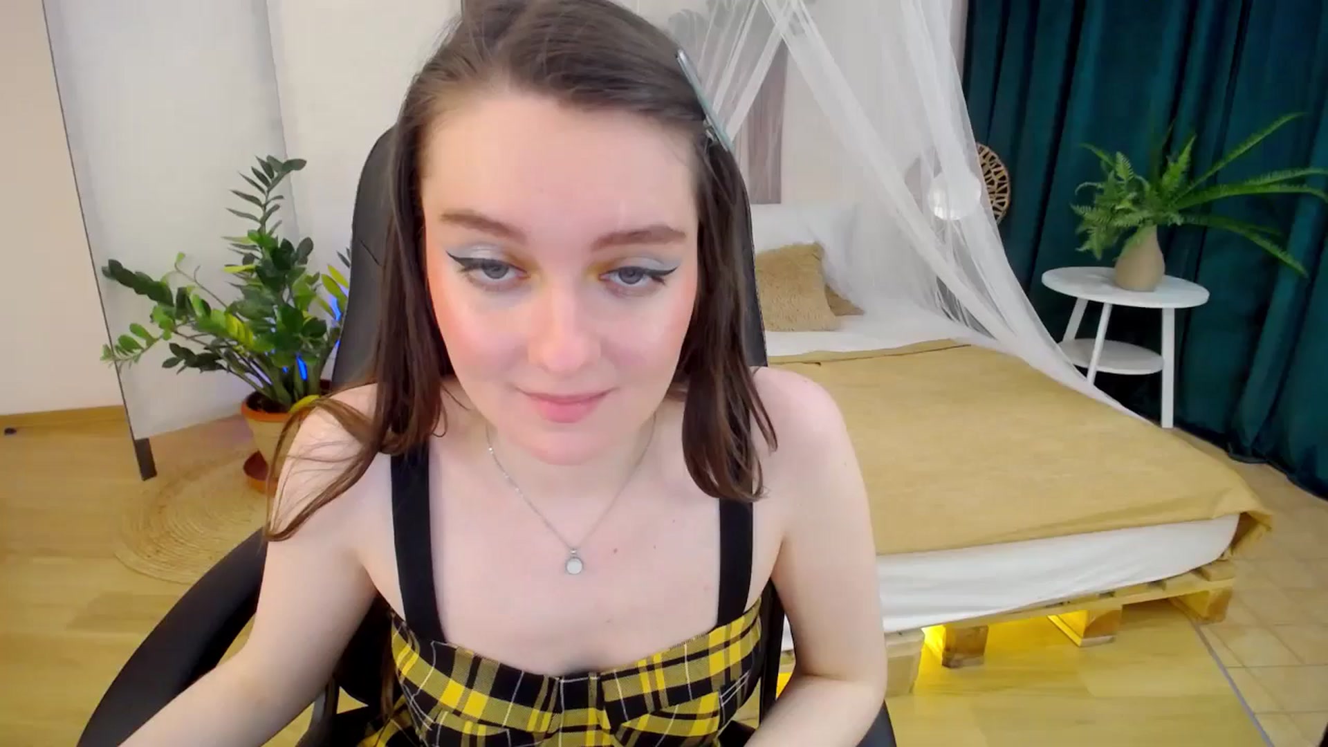 Gallery image thumbnail from Milim_Nava's myfreecams stream on, 11/21/2024, 09:49 image 7 of 20