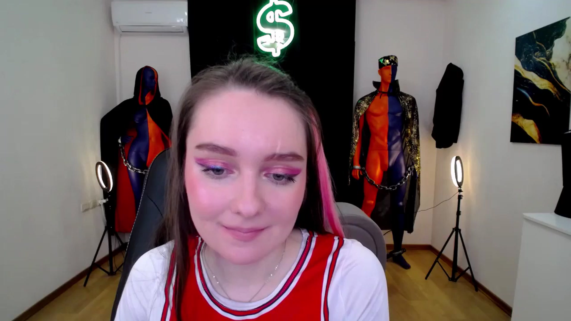 Gallery image thumbnail from Milim_Nava's myfreecams stream on, 11/22/2024, 16:49 image 19 of 20