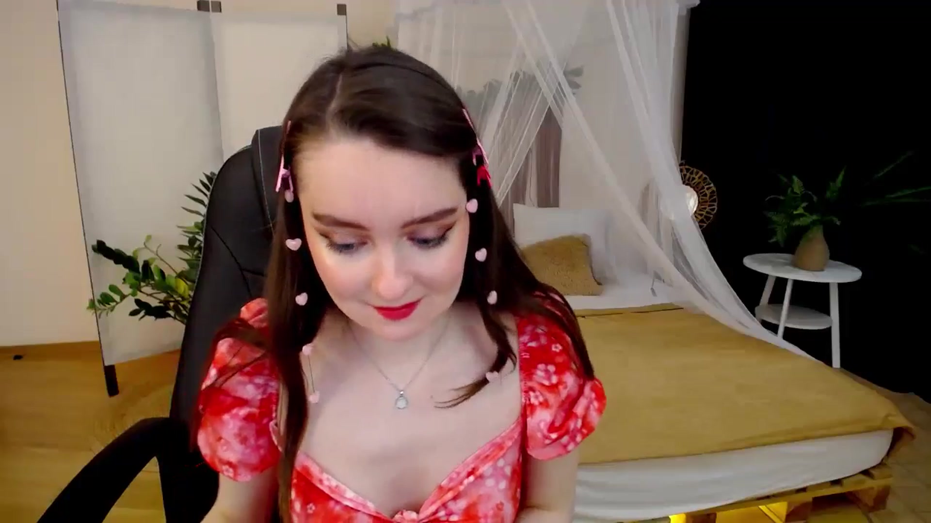 Gallery image thumbnail from Milim_Nava's myfreecams stream on, 11/25/2024, 18:32 image 9 of 20
