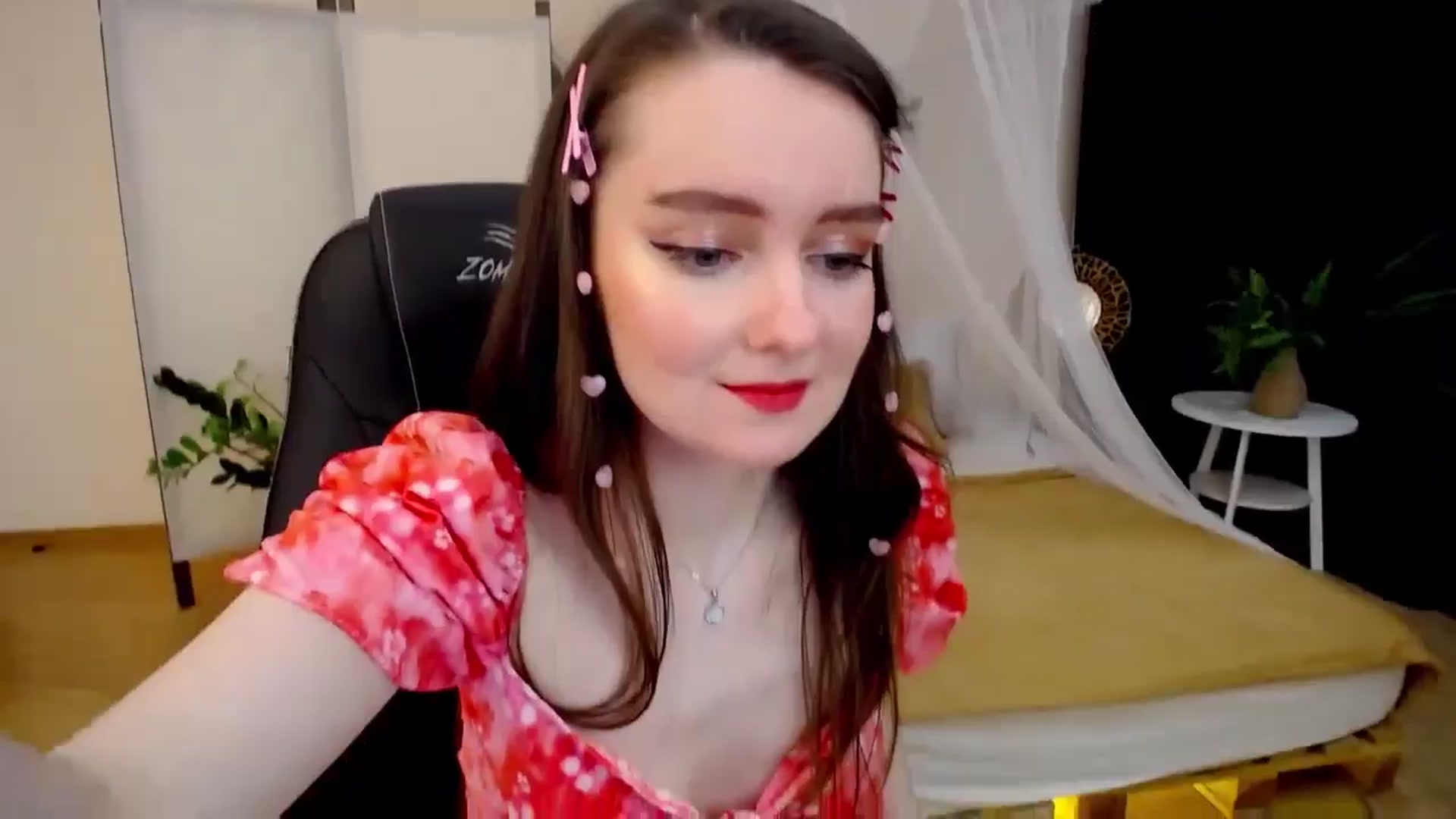 Gallery image thumbnail from Milim_Nava's myfreecams stream on, 11/25/2024, 18:32 image 8 of 20
