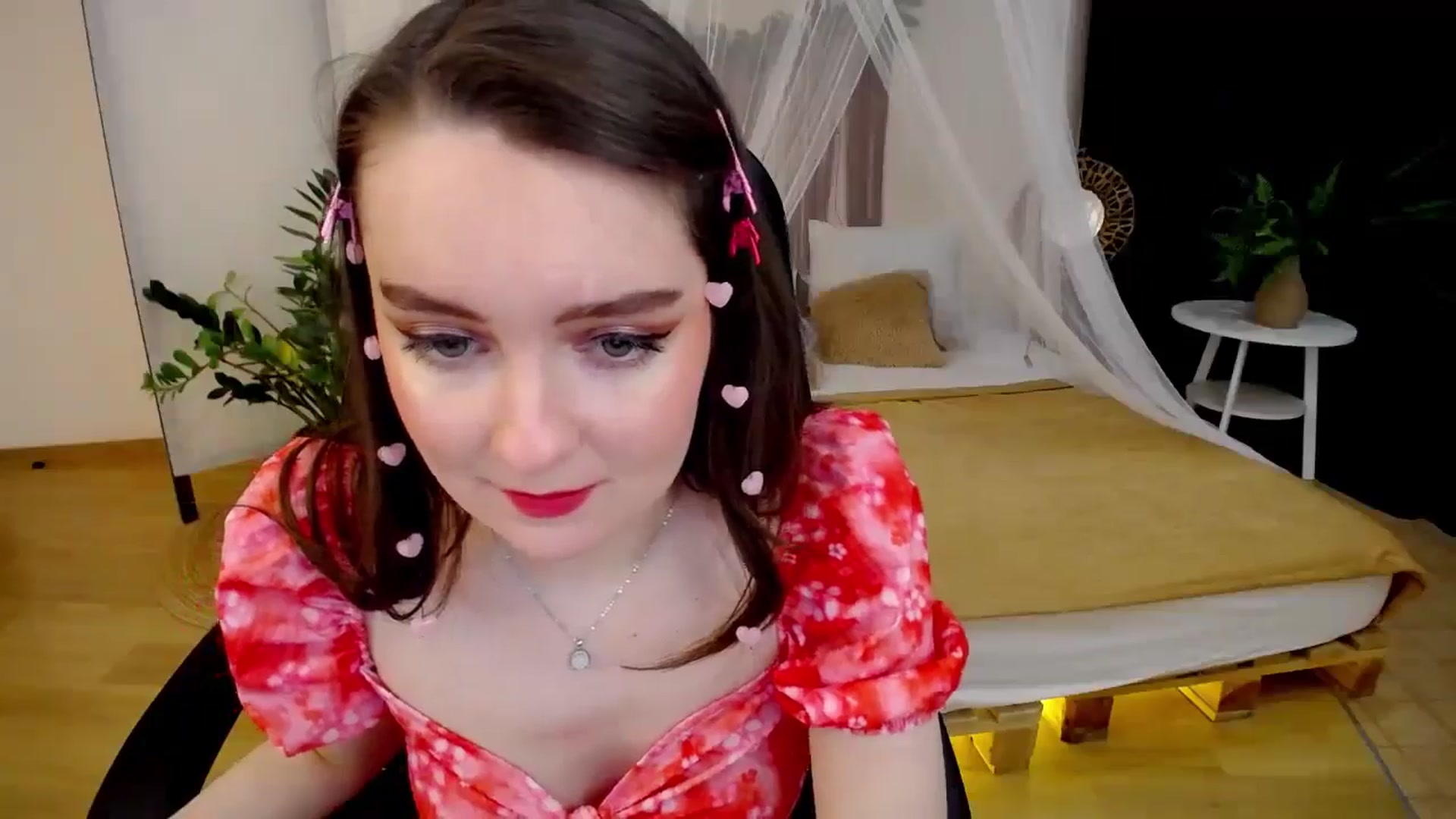 Gallery image thumbnail from Milim_Nava's myfreecams stream on, 11/25/2024, 19:20 image 15 of 20