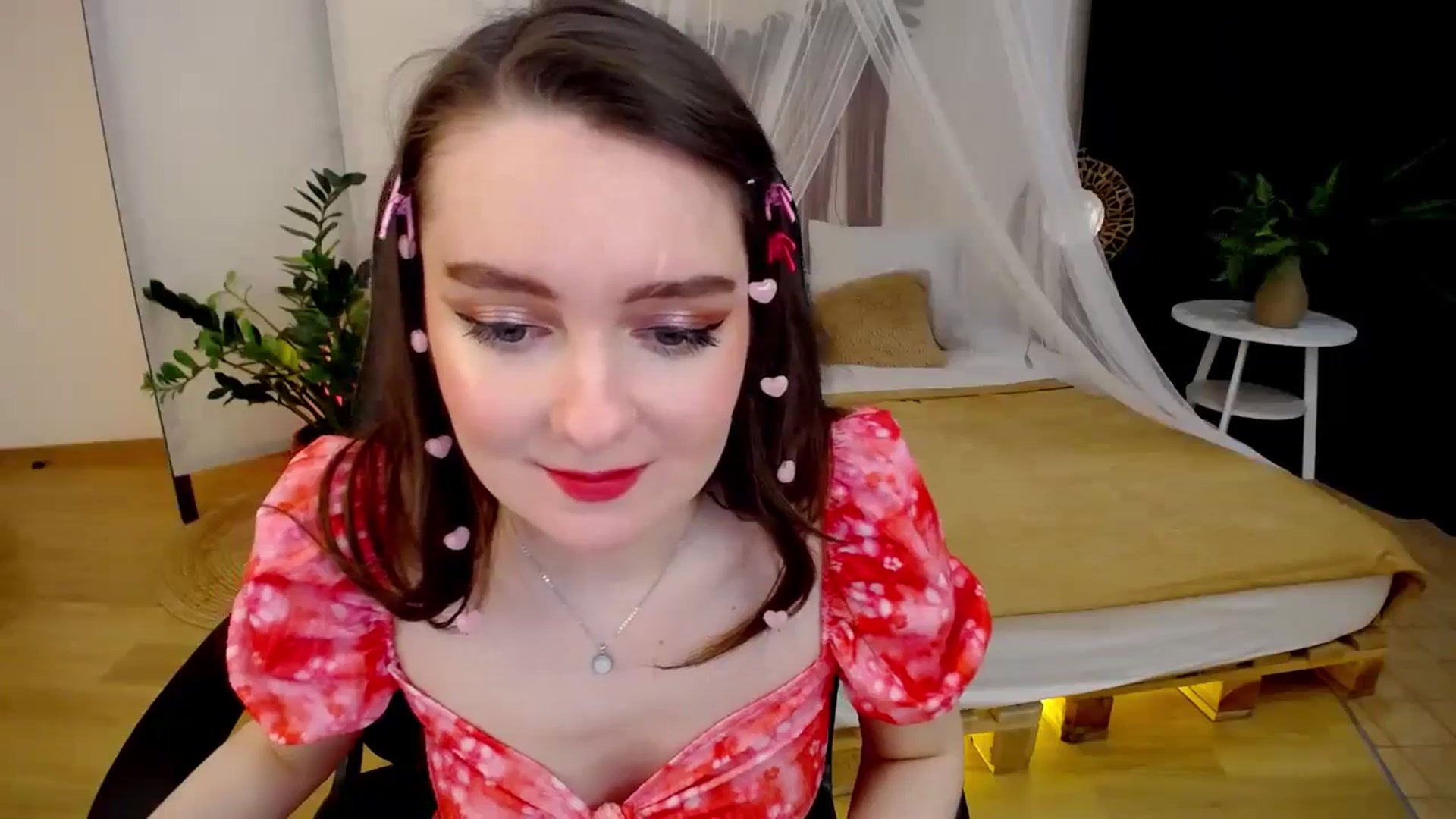 Gallery image thumbnail from Milim_Nava's myfreecams stream on, 11/25/2024, 19:20 image 16 of 20