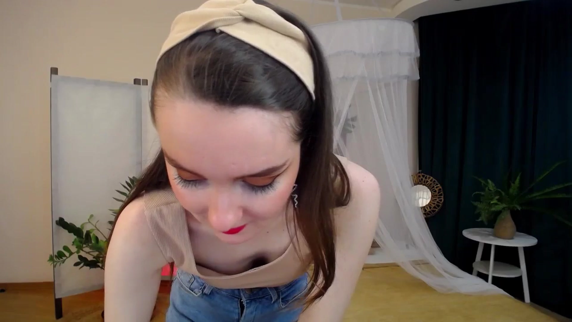 Gallery image thumbnail from Milim_Nava's myfreecams stream on, 11/28/2024, 20:37 image 12 of 20