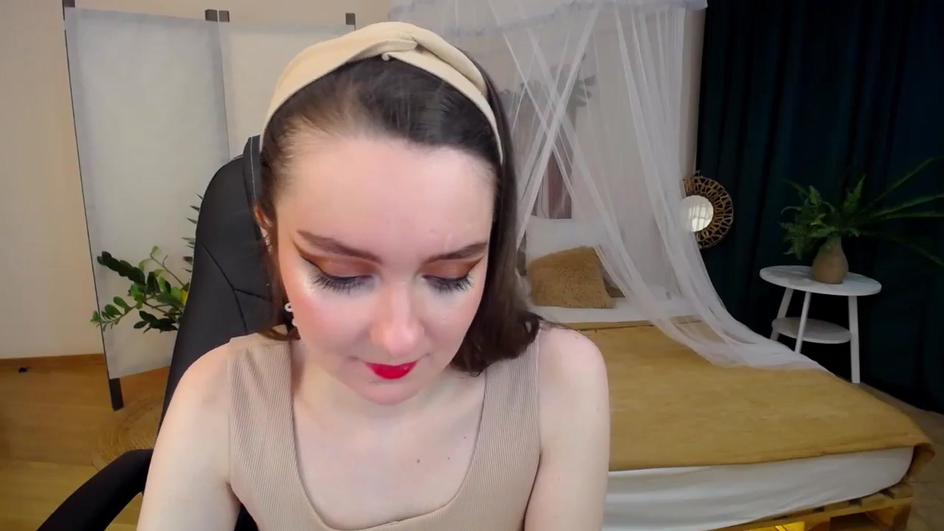 Gallery image thumbnail from Milim_Nava's myfreecams stream on, 11/28/2024, 20:37 image 11 of 20