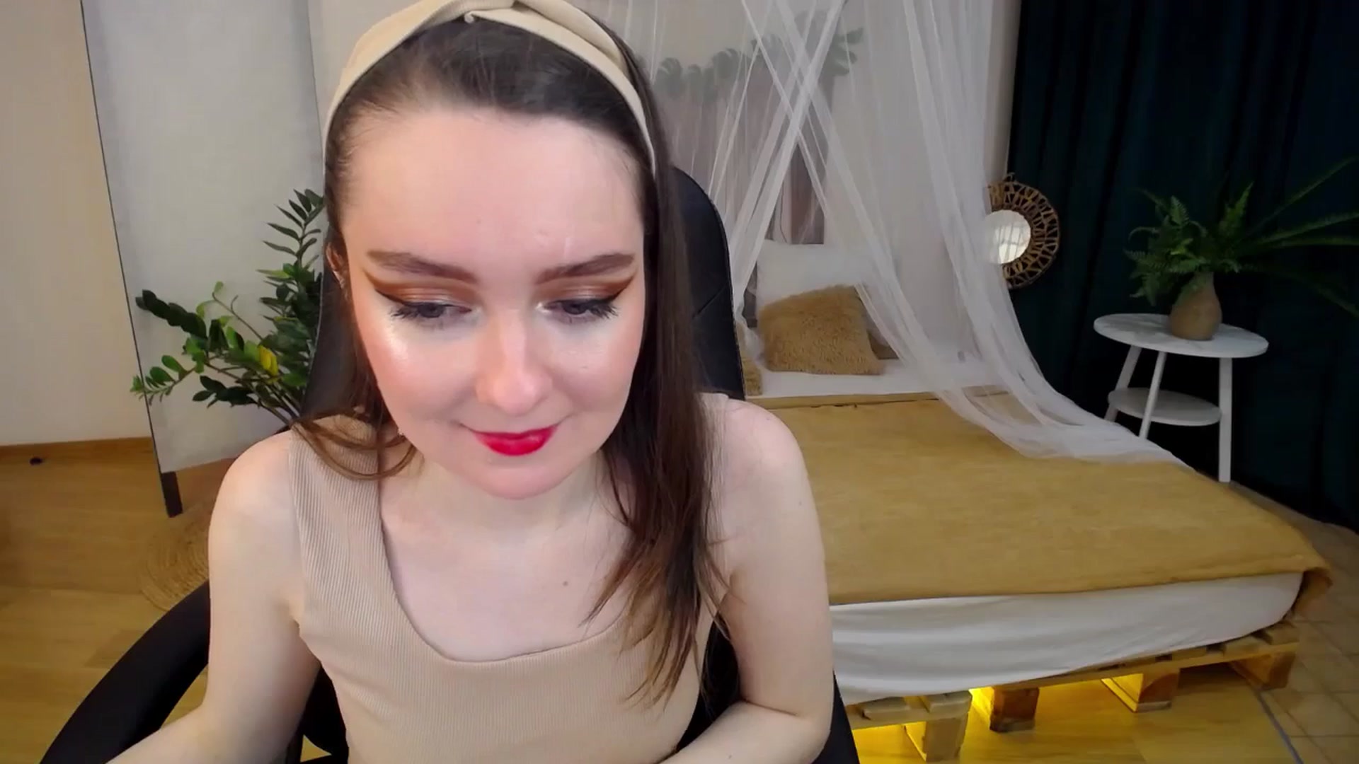 Gallery image thumbnail from Milim_Nava's myfreecams stream on, 11/28/2024, 20:37 image 7 of 20