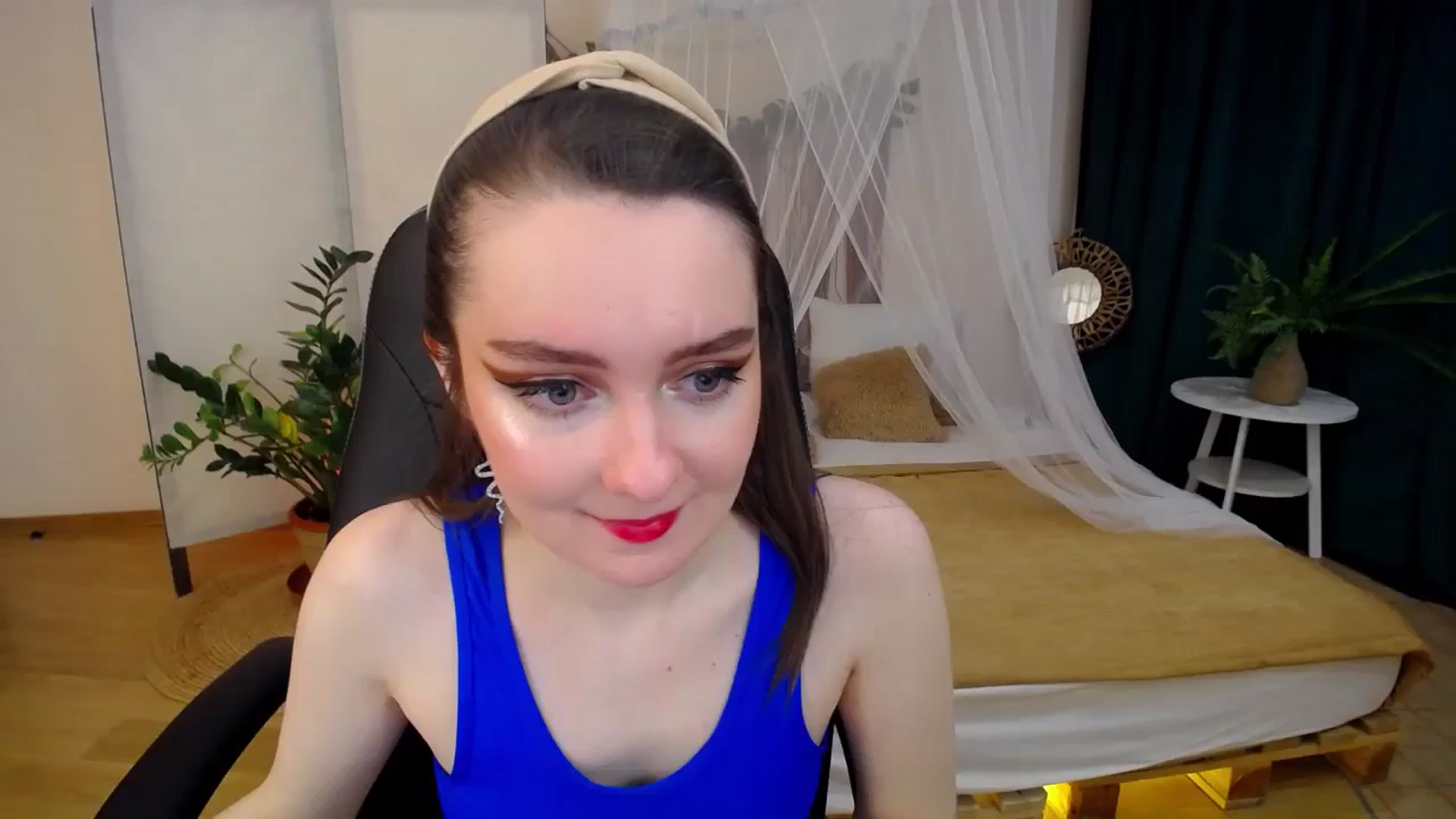 Gallery image thumbnail from Milim_Nava's myfreecams stream on, 11/28/2024, 20:37 image 20 of 20