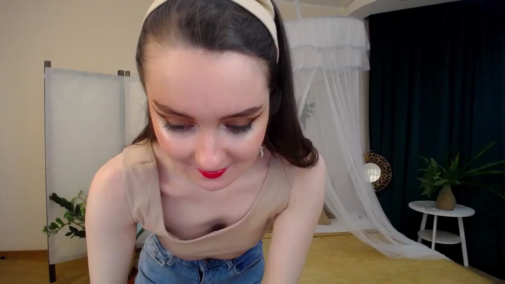 Gallery image thumbnail from Milim_Nava's myfreecams stream on, 11/28/2024, 20:37 image 17 of 20