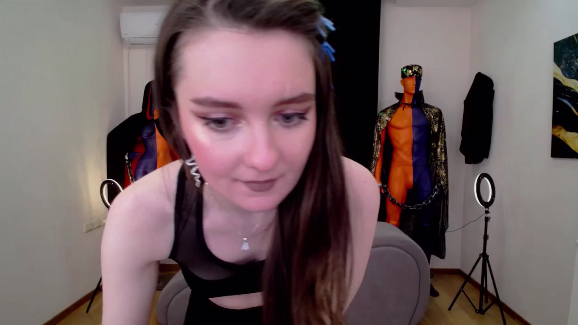 Gallery image thumbnail from Milim_Nava's myfreecams stream on, 11/30/2024, 14:19 image 5 of 20