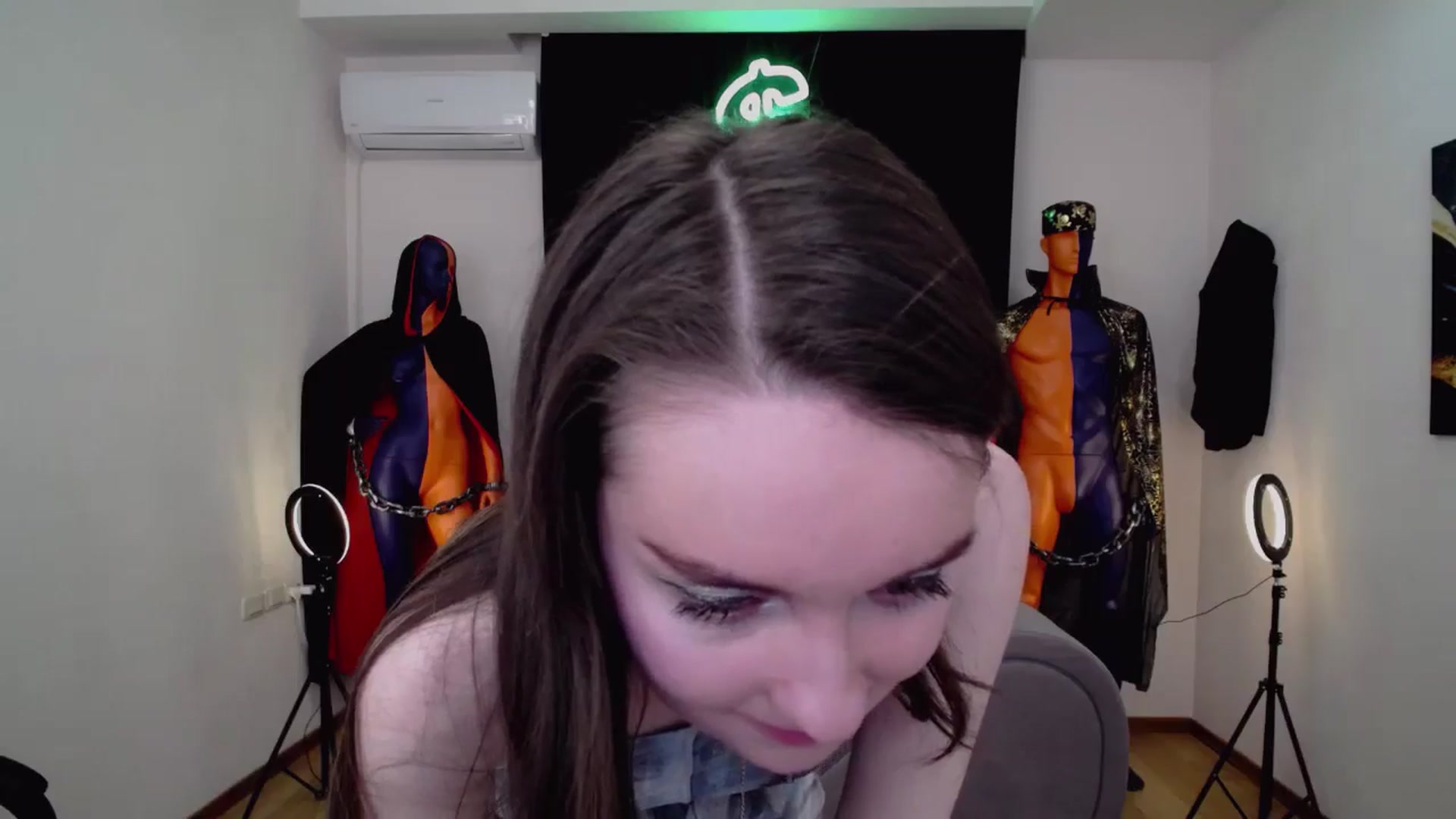 Gallery image thumbnail from Milim_Nava's myfreecams stream on, 12/04/2024, 09:02 image 7 of 20