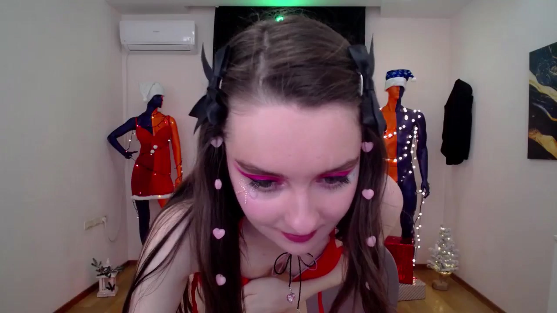 Gallery image thumbnail from Milim_Nava's myfreecams stream on, 12/07/2024, 13:21 image 16 of 20