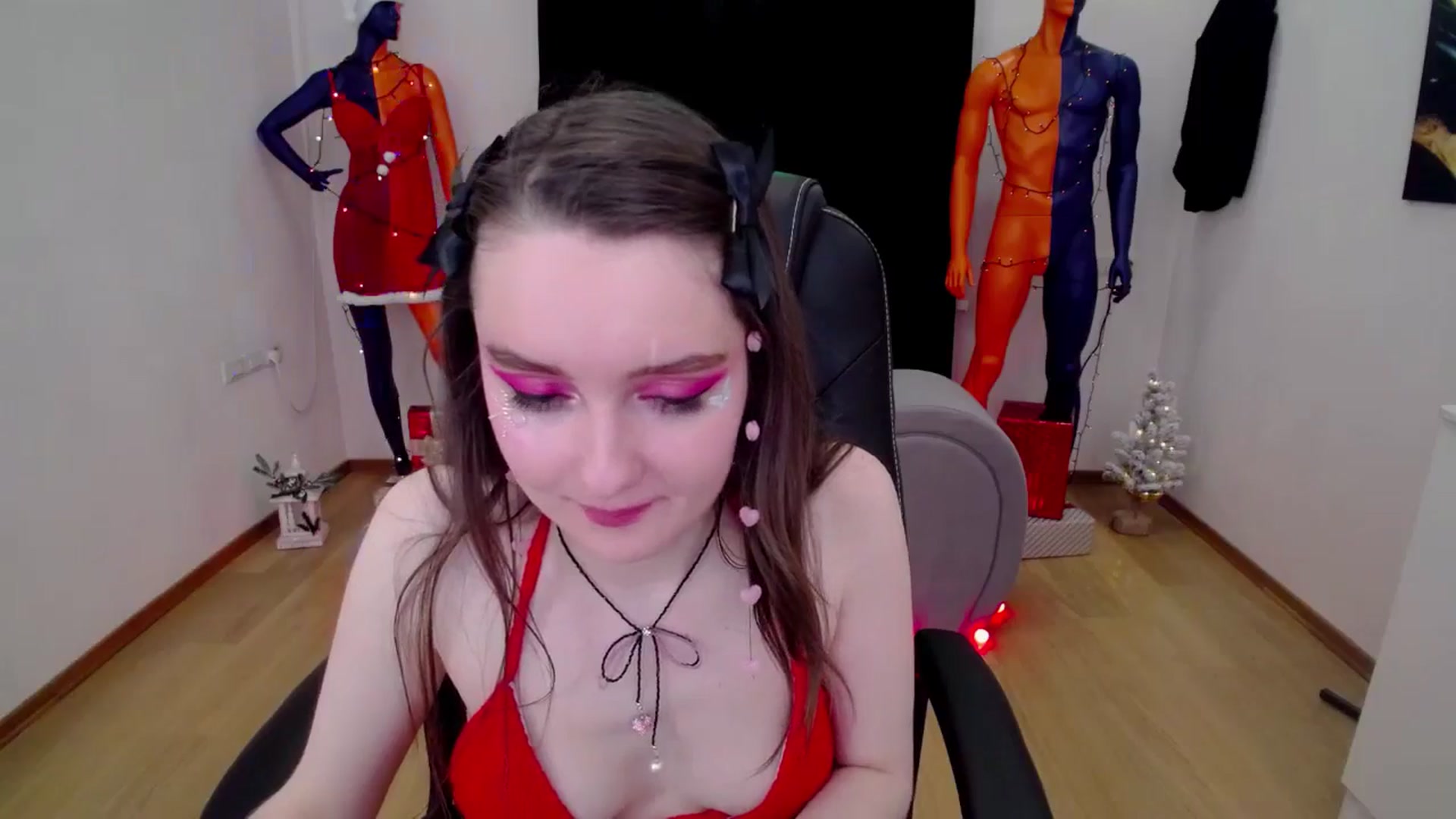 Gallery image thumbnail from Milim_Nava's myfreecams stream on, 12/07/2024, 15:34 image 14 of 20