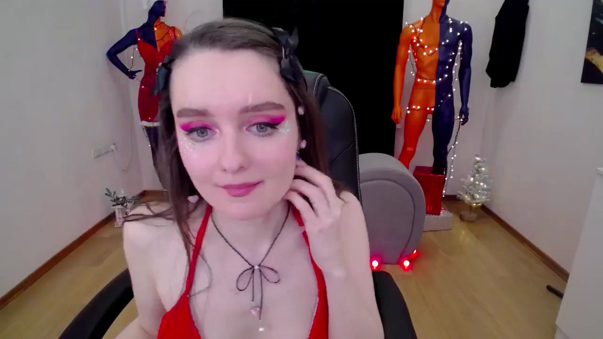 Gallery image thumbnail from Milim_Nava's myfreecams stream on, 12/07/2024, 15:34 image 8 of 20