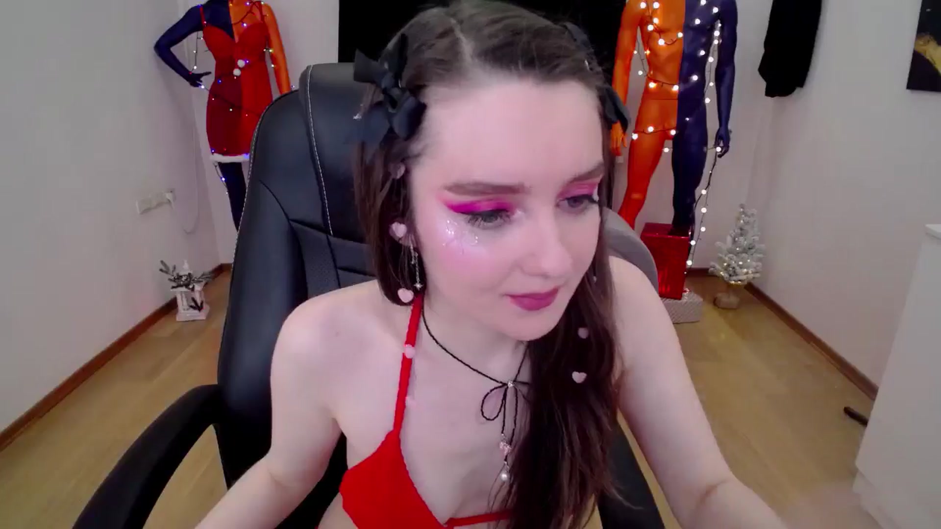 Gallery image thumbnail from Milim_Nava's myfreecams stream on, 12/07/2024, 16:28 image 13 of 20