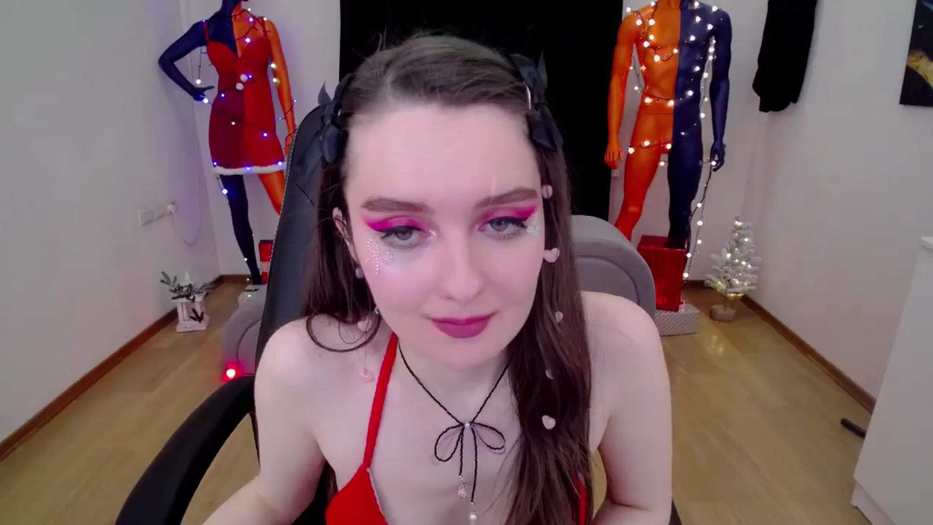 Gallery image thumbnail from Milim_Nava's myfreecams stream on, 12/07/2024, 17:31 image 6 of 20