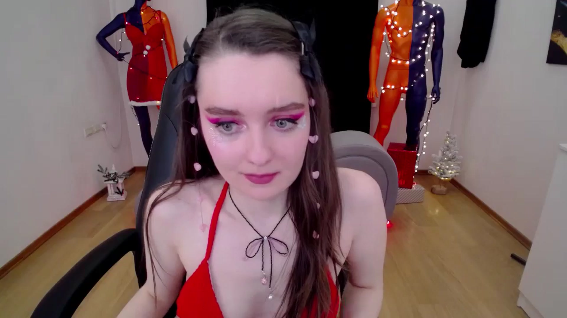 Gallery image thumbnail from Milim_Nava's myfreecams stream on, 12/07/2024, 17:31 image 10 of 20