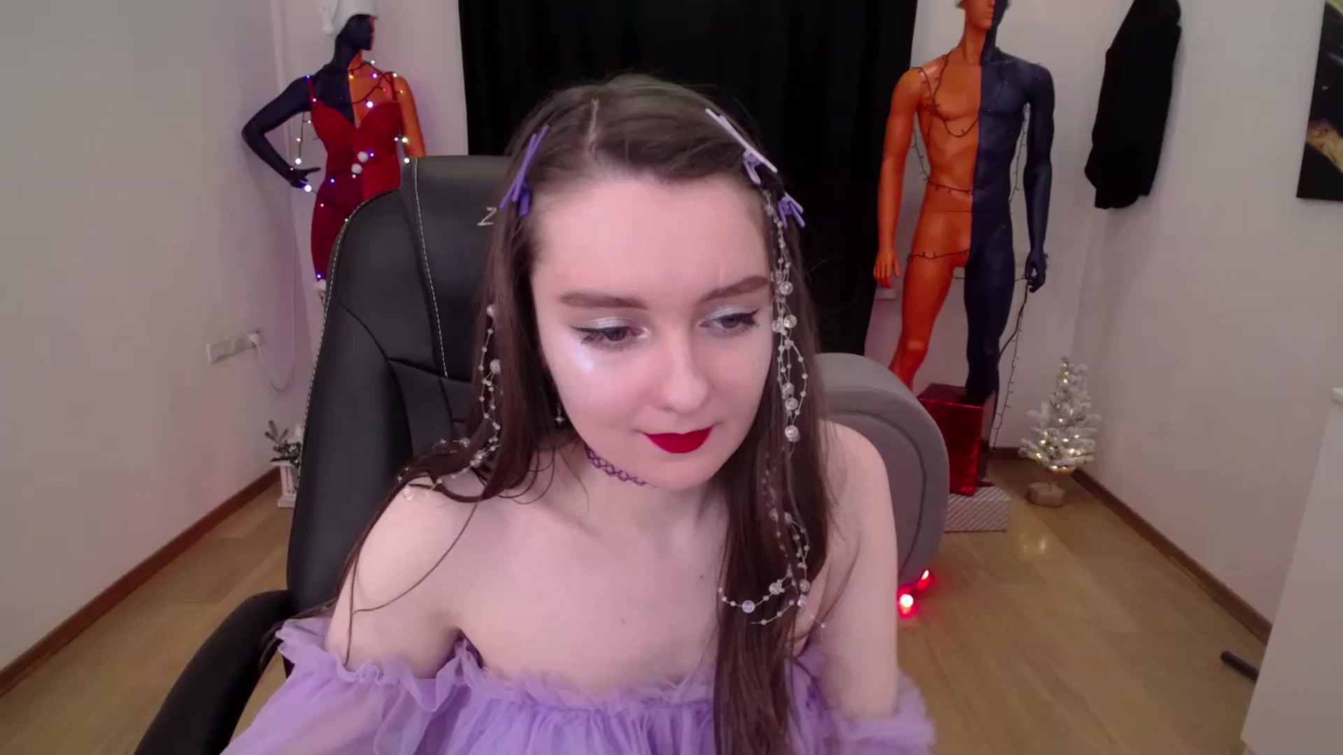 Gallery image thumbnail from Milim_Nava's myfreecams stream on, 12/08/2024, 11:45 image 6 of 20