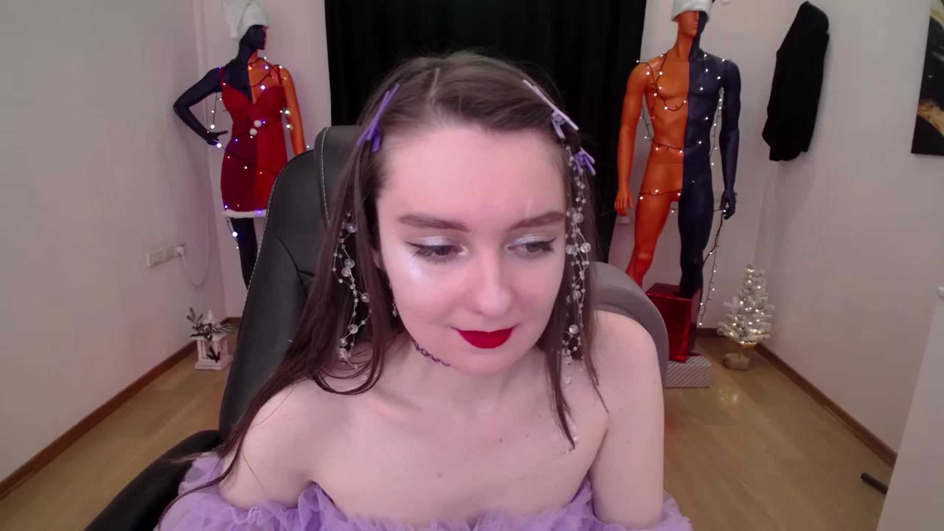 Gallery image thumbnail from Milim_Nava's myfreecams stream on, 12/08/2024, 11:45 image 17 of 20