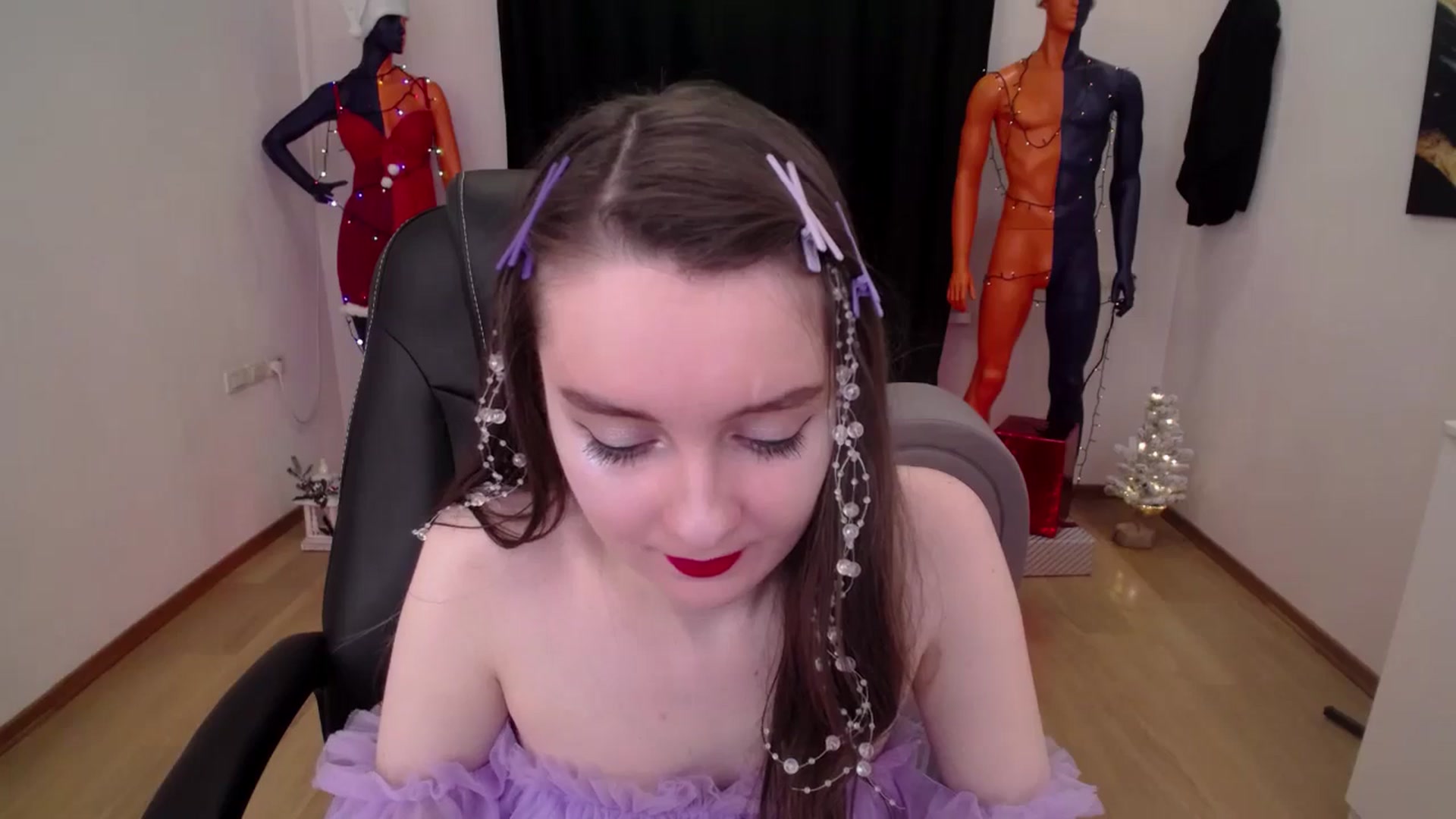 Gallery image thumbnail from Milim_Nava's myfreecams stream on, 12/08/2024, 11:45 image 9 of 20