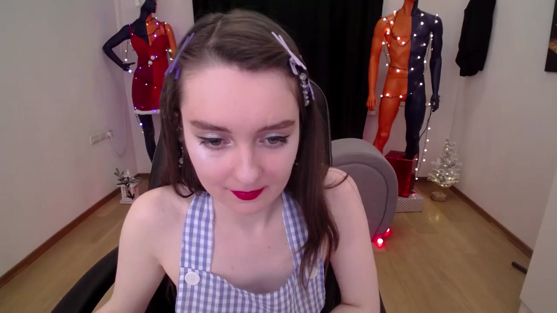 Gallery image thumbnail from Milim_Nava's myfreecams stream on, 12/08/2024, 15:03 image 12 of 20