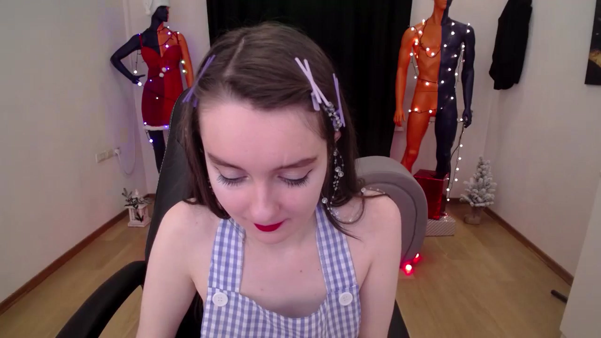 Gallery image thumbnail from Milim_Nava's myfreecams stream on, 12/08/2024, 15:03 image 3 of 20
