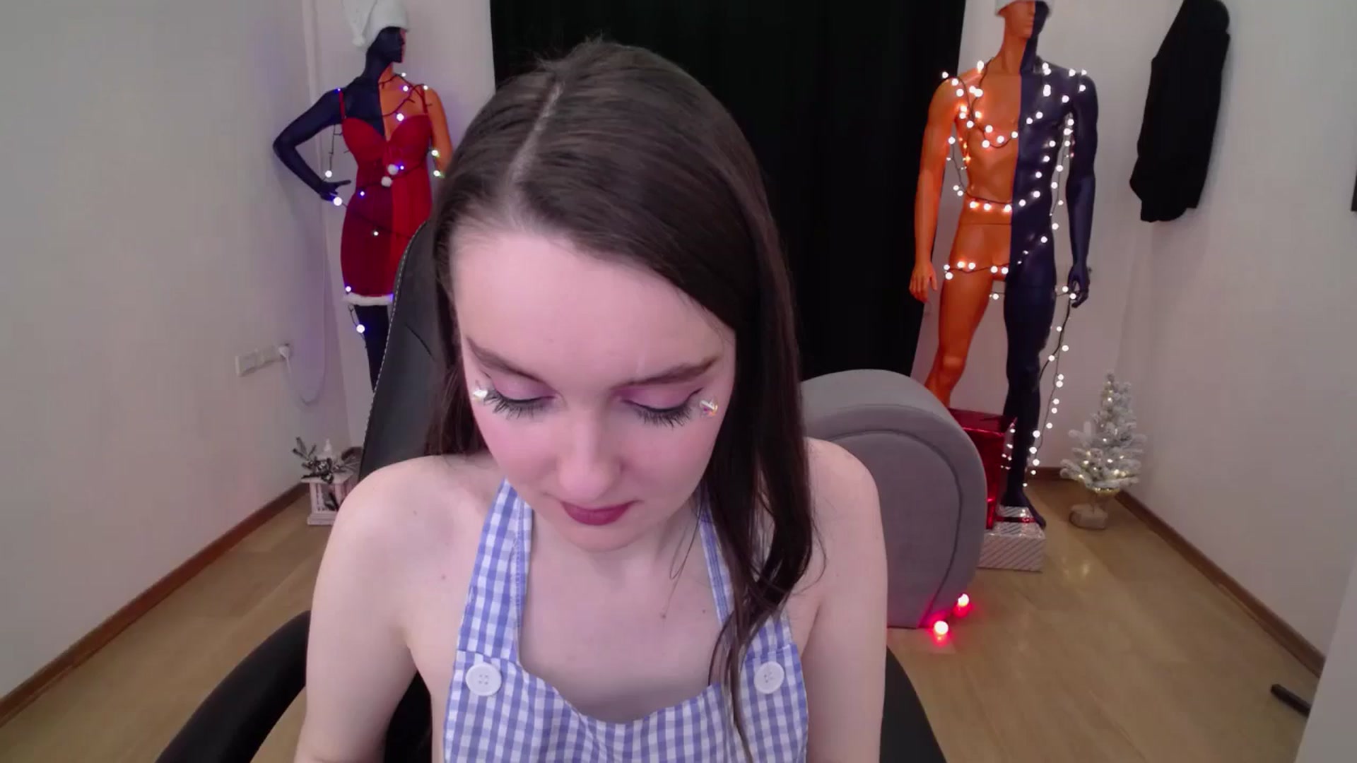 Gallery image thumbnail from Milim_Nava's myfreecams stream on, 12/10/2024, 08:55 image 1 of 20